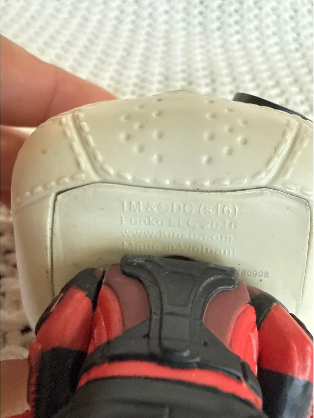 Funko Pop! Vinyl Figure - Deadpool with Mask and Red Gun